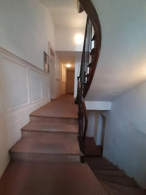 Appartement 3* Joliment Renove A 150M Des Thermes Bagnères-de-Luchon 아파트