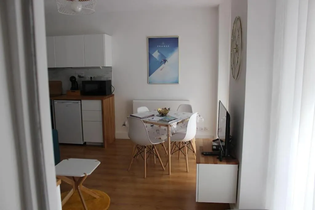 아파트 Appartement 3* Joliment Renove A 150M Des Thermes Bagnères-de-Luchon