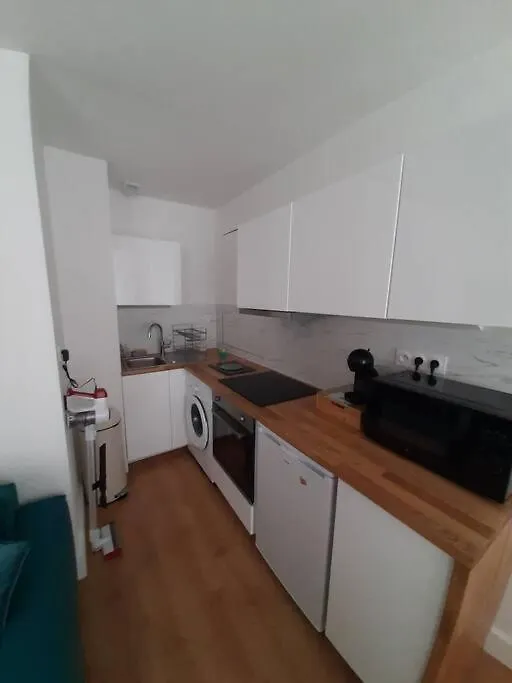 아파트 Appartement 3* Joliment Renove A 150M Des Thermes Bagnères-de-Luchon 프랑스